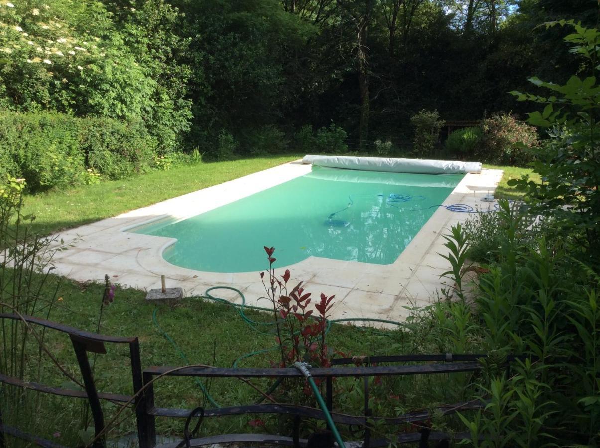 Bed and Breakfast No 6 Dournazac Exterior foto
